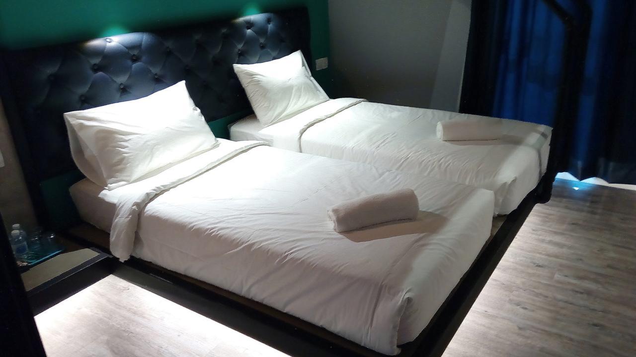 Tube Hotel Klebang Melaka Habitación foto